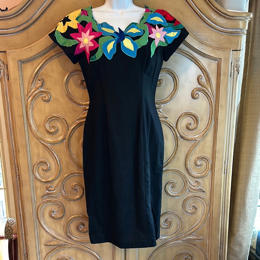 Vintage Pia Rucci Floral Embroidered Black Dress